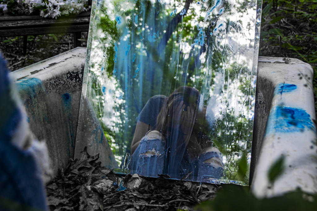 Special Merit Color-Bella McClone-Alone